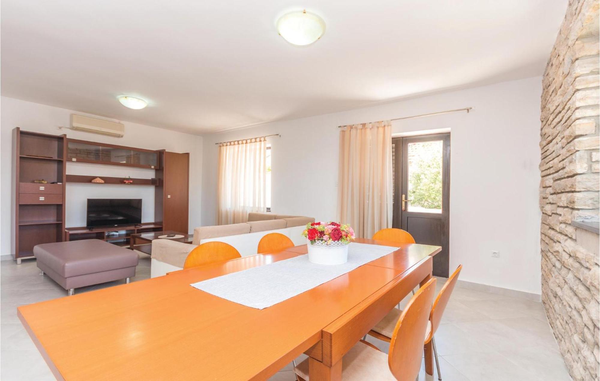 Gorgeous Home In Bibinje With House Sea View Экстерьер фото